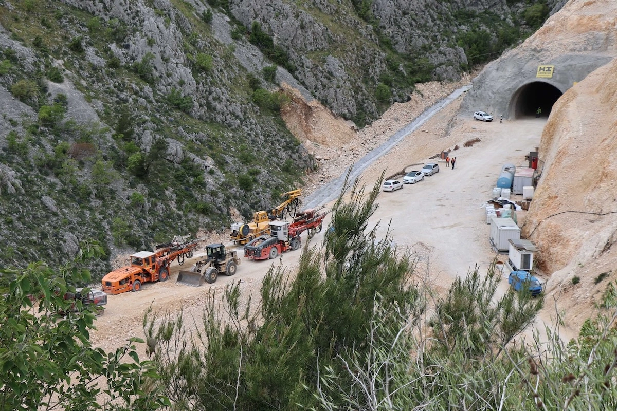 Probijen tunel Novi na južnoj obilaznici Mostara